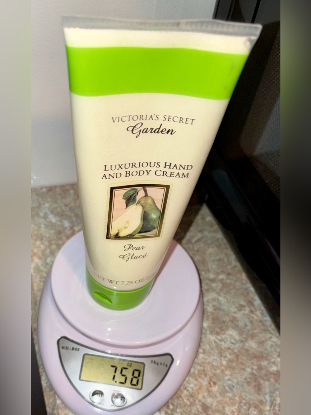 Victoria's Secret Pear Glace Moisturizing Hand & Body Cream 7.25 oz vintage Y2K